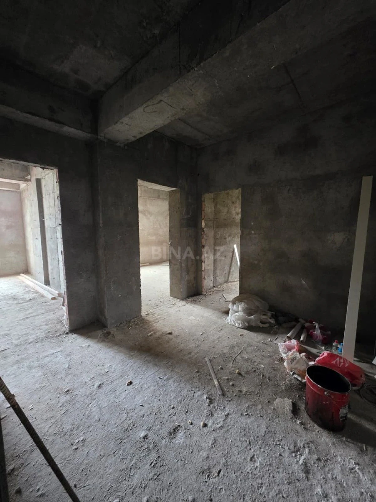 Satılır 2 otaqlı mənzil 100 m²