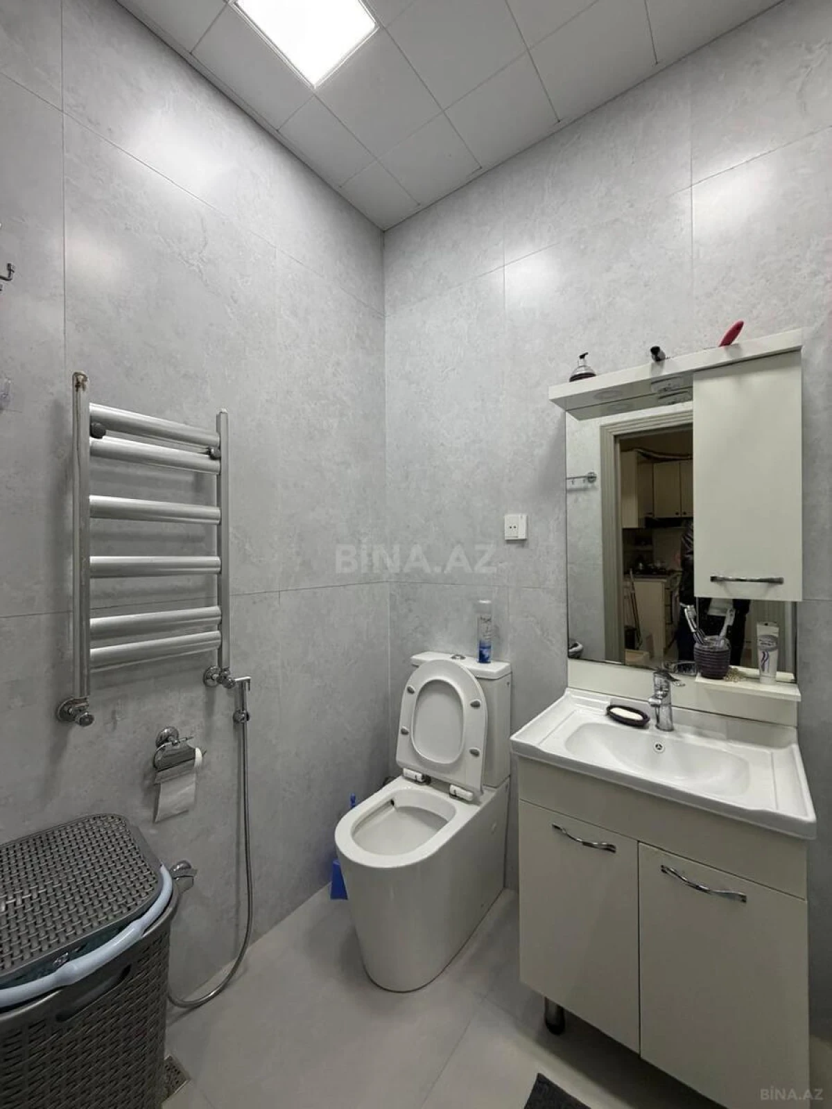 Satılır 2 otaqlı mənzil 60 m²