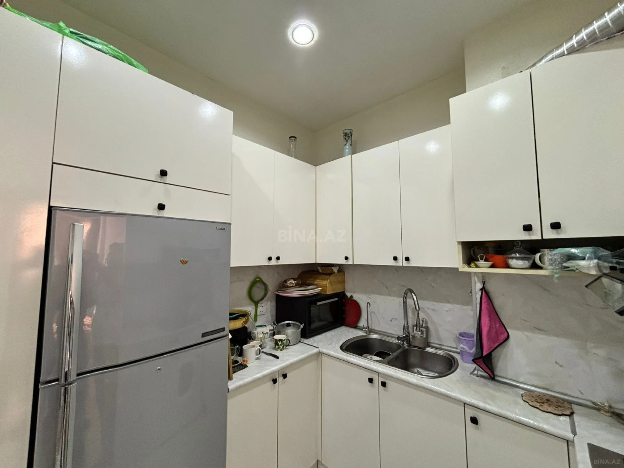 Satılır 2 otaqlı mənzil 60 m²