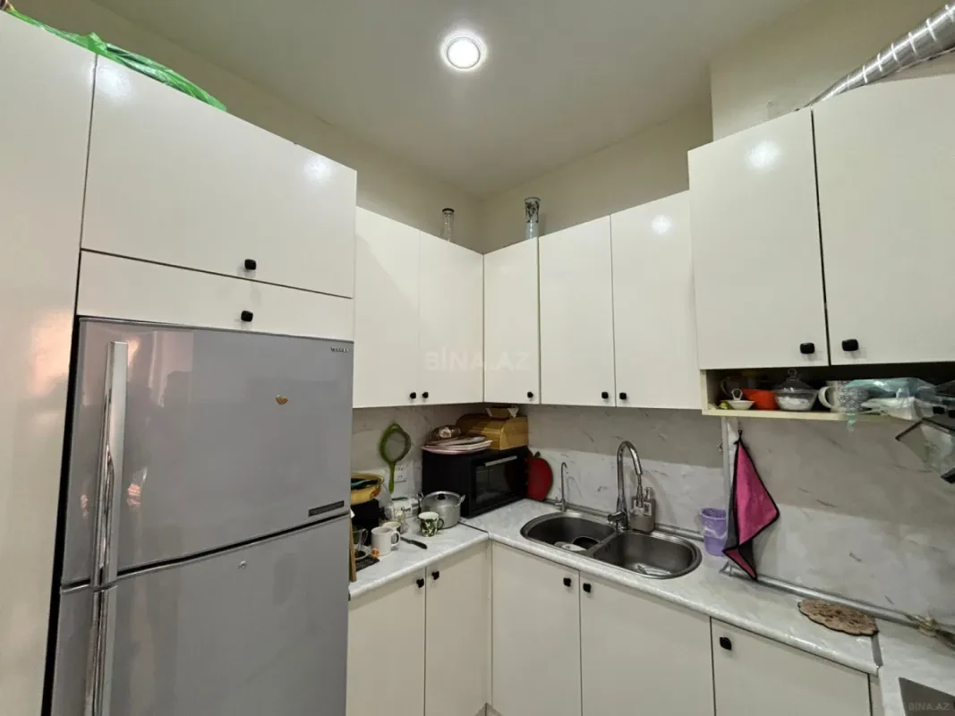 Satılır 2 otaqlı mənzil 60 m²