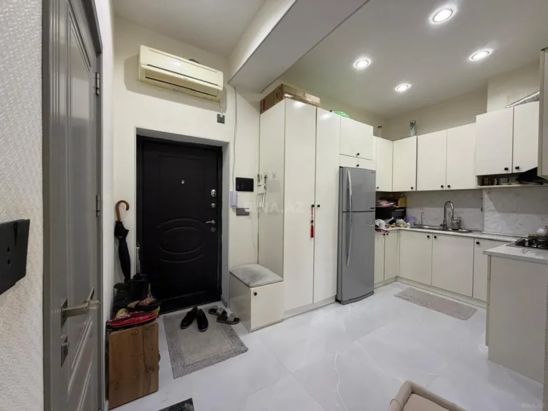 Satılır 2 otaqlı mənzil 60 m²