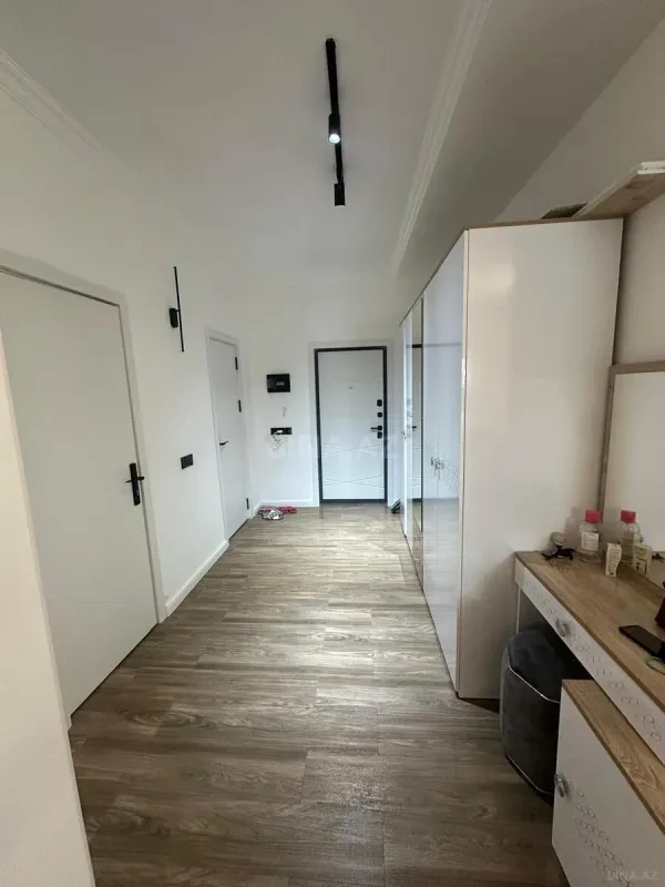 Satılır 3 otaqlı mənzil 84.5 m²