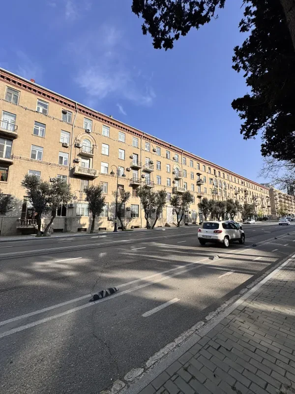 Satılır 3 otaqlı mənzil 70 m²