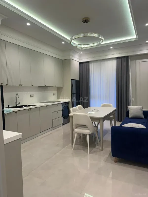 Kirayə verilir 3 otaqlı mənzil 130 m²