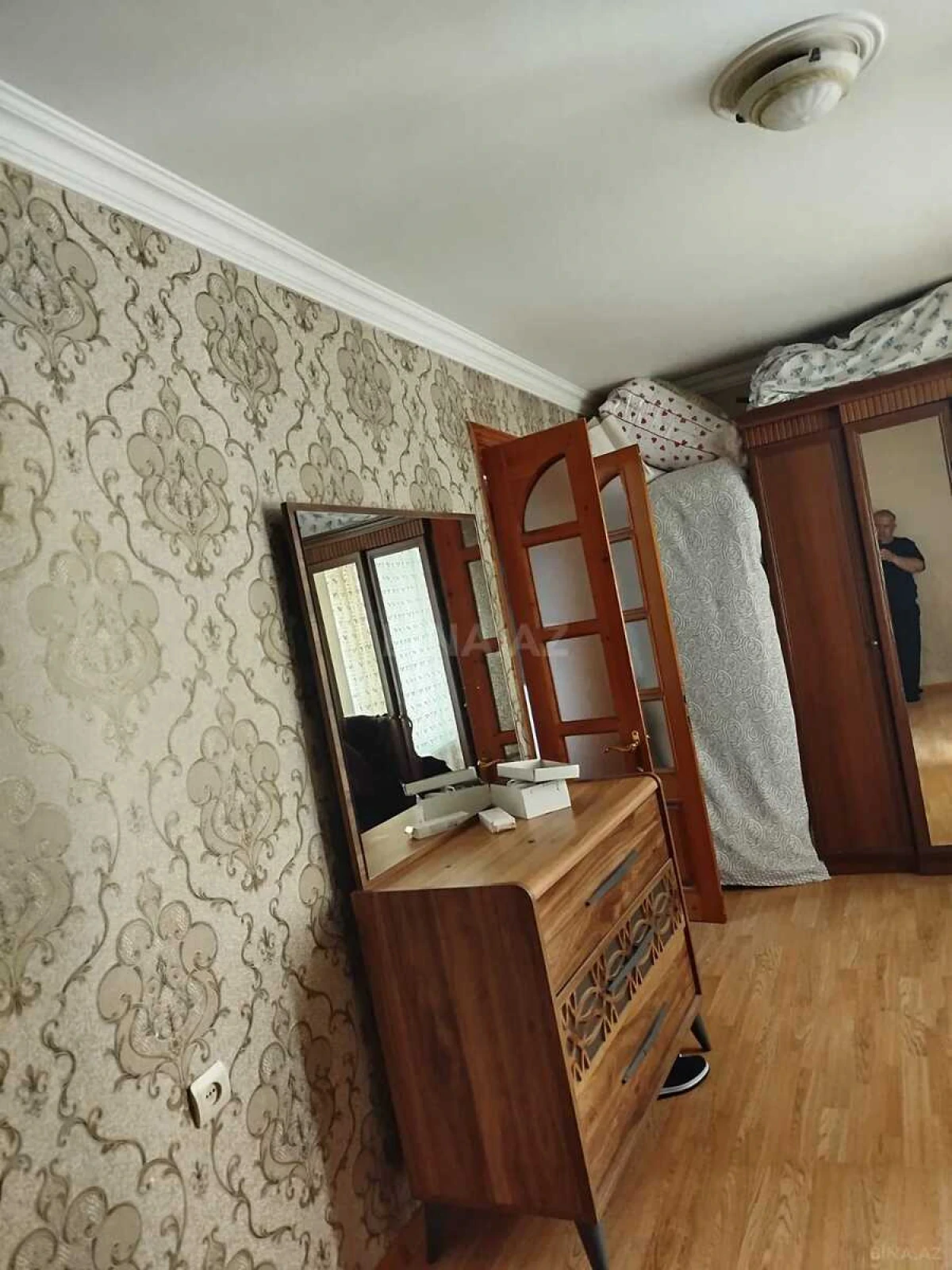 Satılır 2 otaqlı mənzil 60 m²