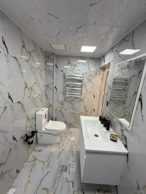 Satılır 2 otaqlı mənzil 69 m²