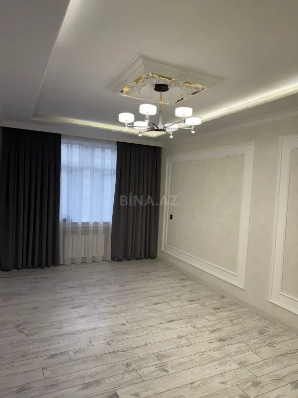 Satılır 2 otaqlı mənzil 69 m²