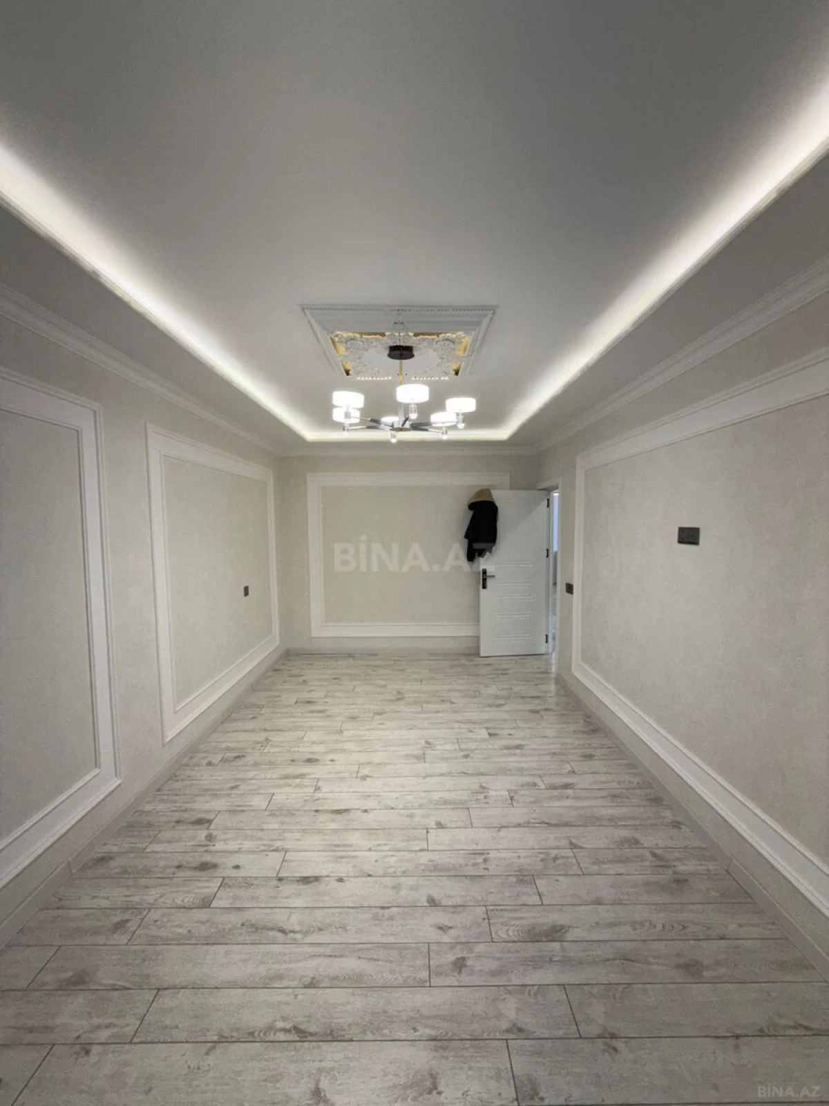 Satılır 2 otaqlı mənzil 69 m²