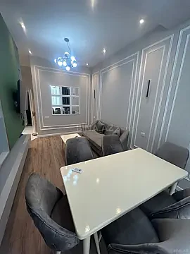 Kirayə verilir 2 otaqlı mənzil 55 m²