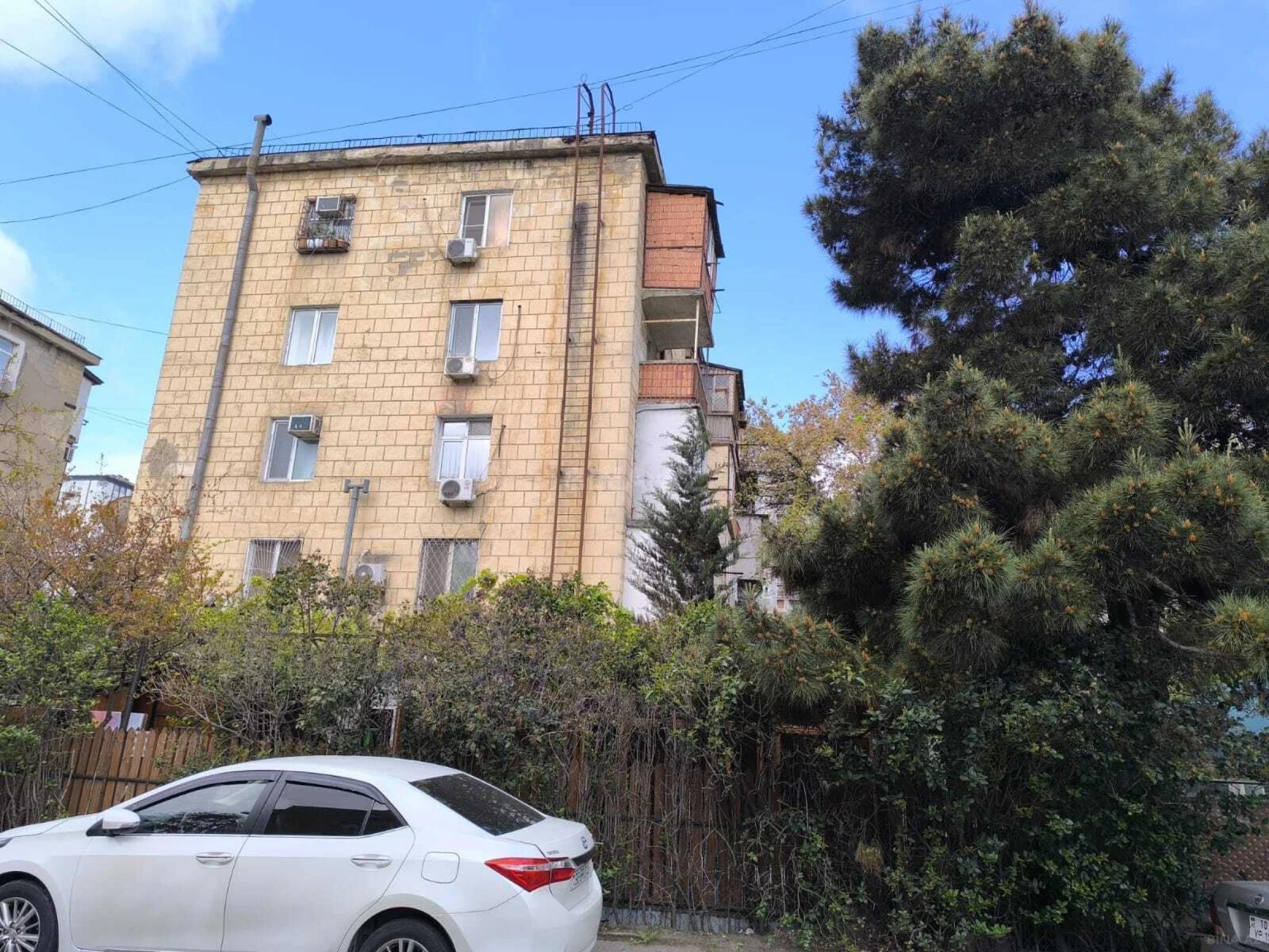Satılır 2 otaqlı mənzil 50 m²