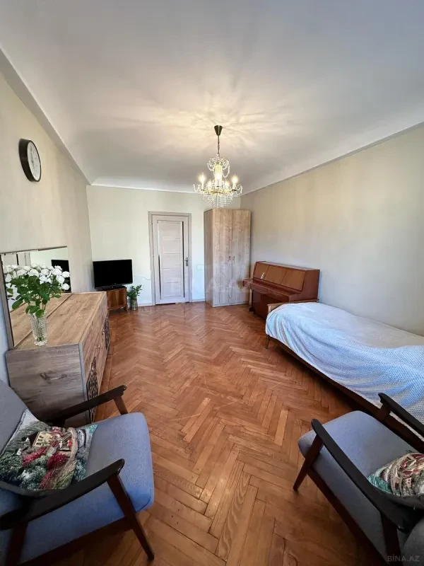Satılır 3 otaqlı mənzil 80 m²