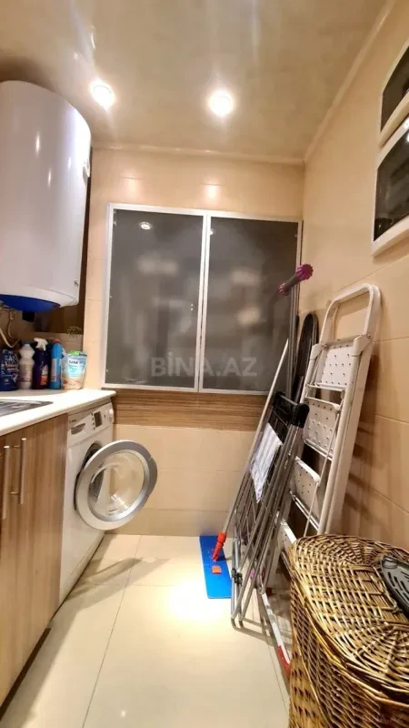 Kirayə verilir 3 otaqlı mənzil 185 m²