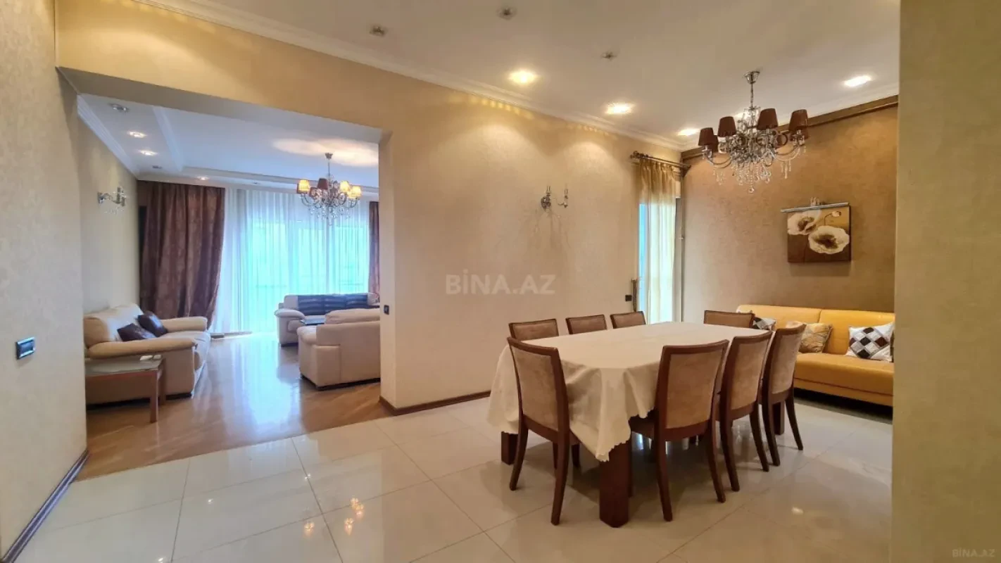 Kirayə verilir 3 otaqlı mənzil 185 m²