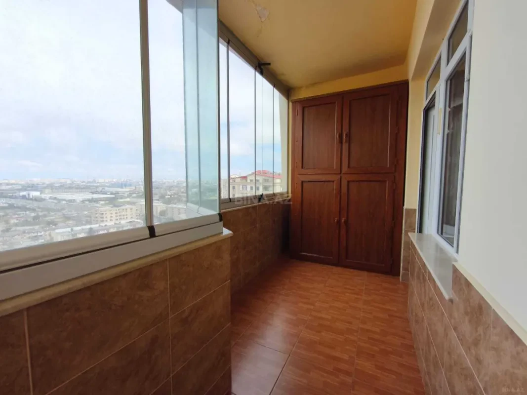 Satılır 3 otaqlı mənzil 95 m²