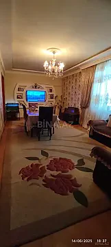 Satılır 8 otaqlı həyət evi 7 m²