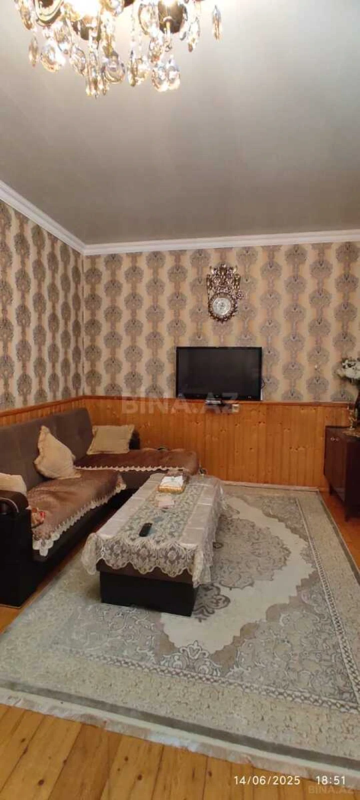 Satılır 8 otaqlı həyət evi 7 m²