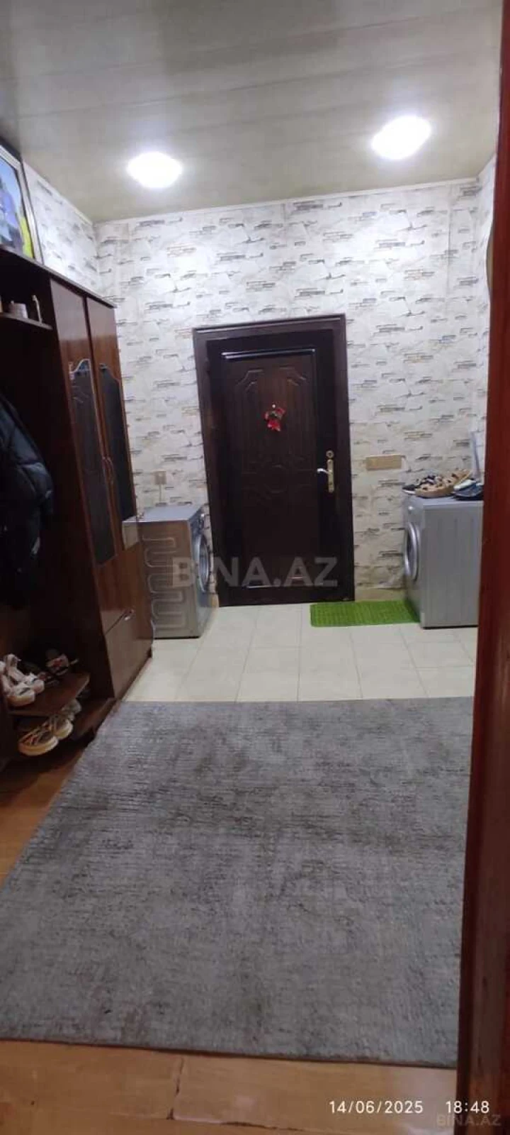 Satılır 8 otaqlı həyət evi 7 m²