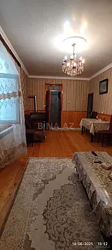 Satılır 8 otaqlı həyət evi 7 m²
