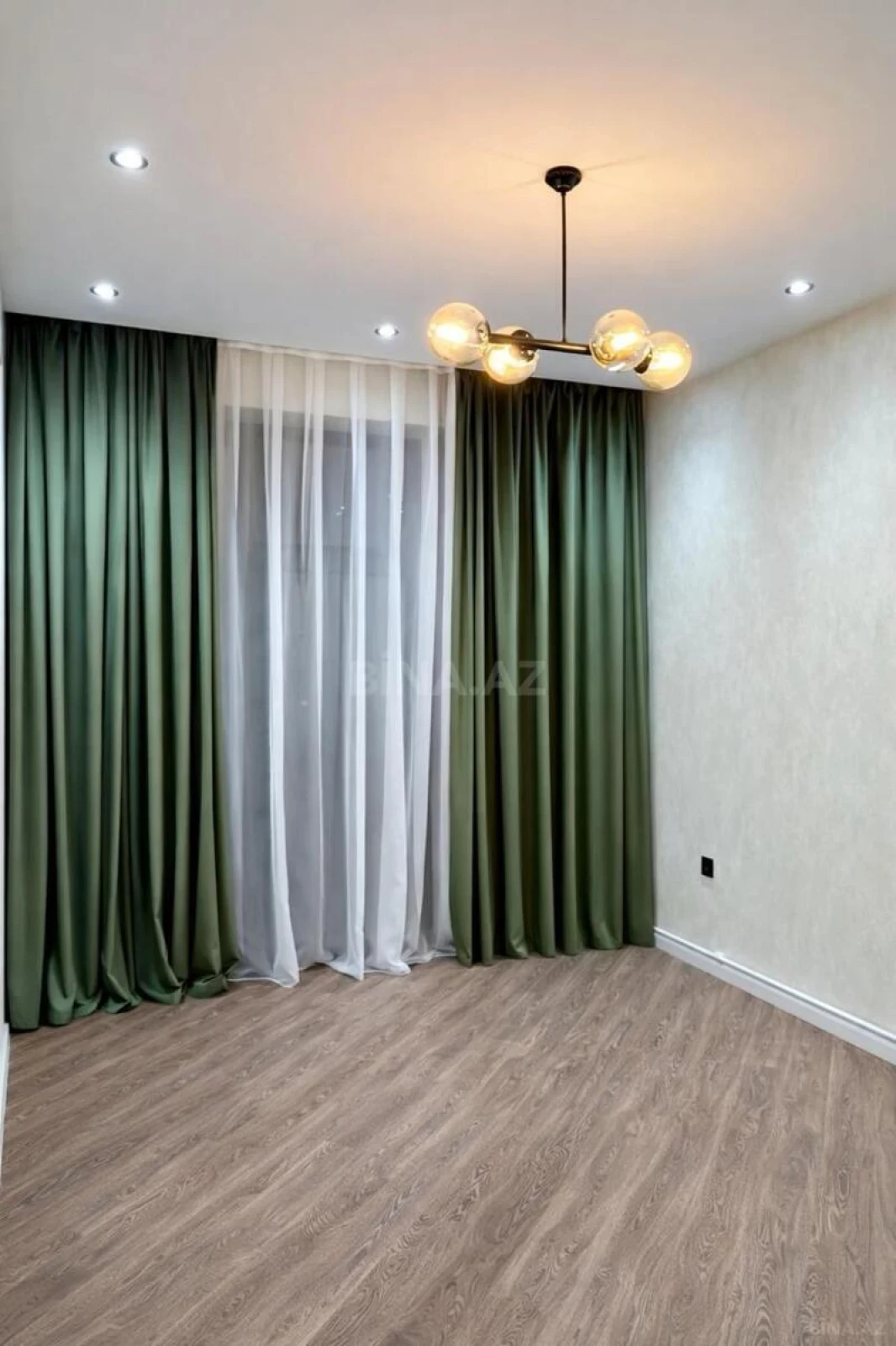 Satılır 3 otaqlı mənzil 75 m²