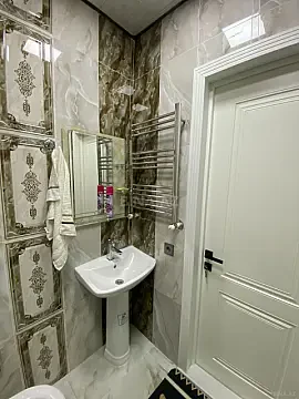 Kirayə verilir 3 otaqlı mənzil 140 m²