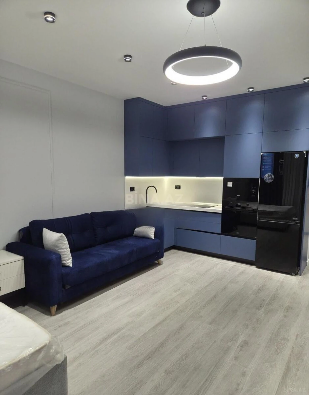 Satılır 1 otaqlı mənzil 57 m²