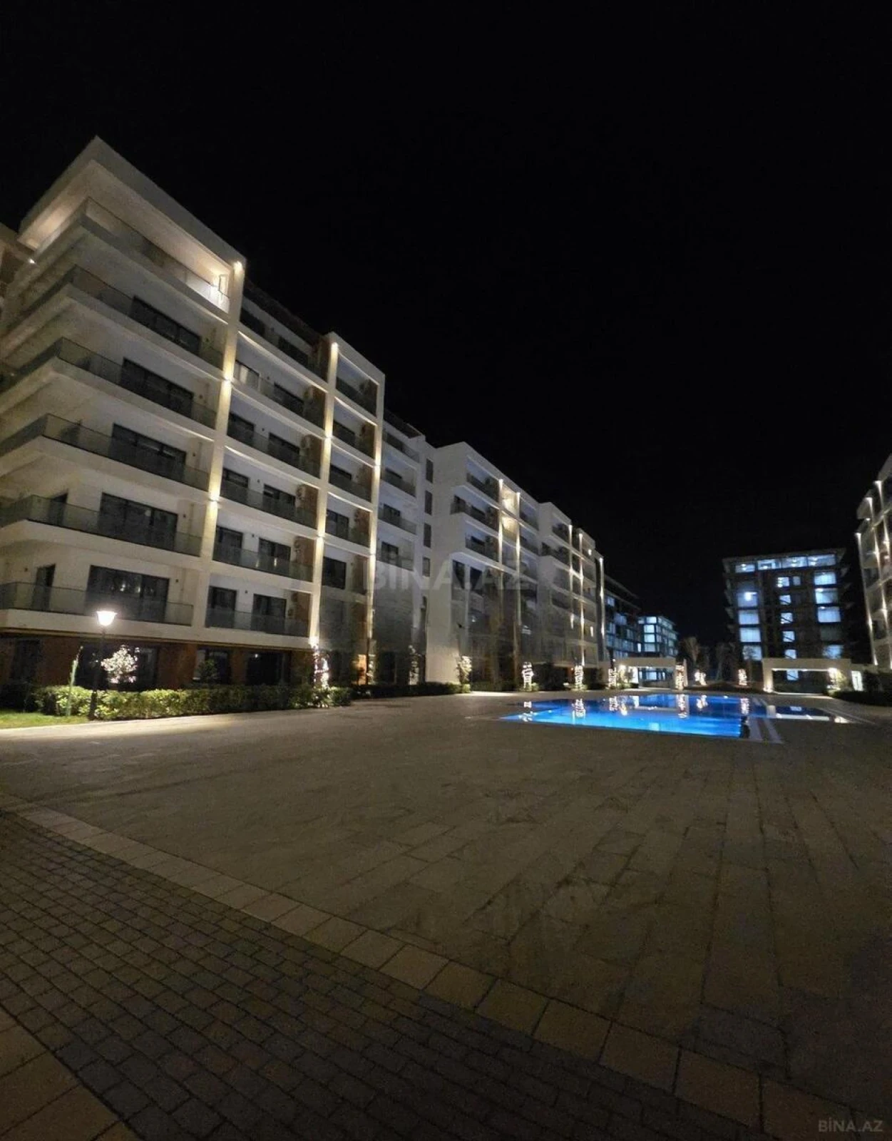 Satılır 1 otaqlı mənzil 57 m²
