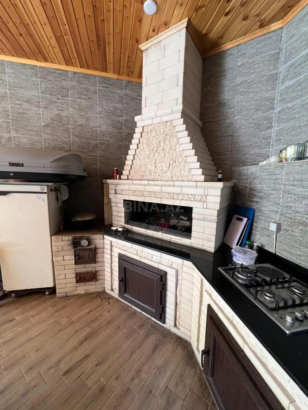 Satılır 7 otaqlı həyət evi 500 m²