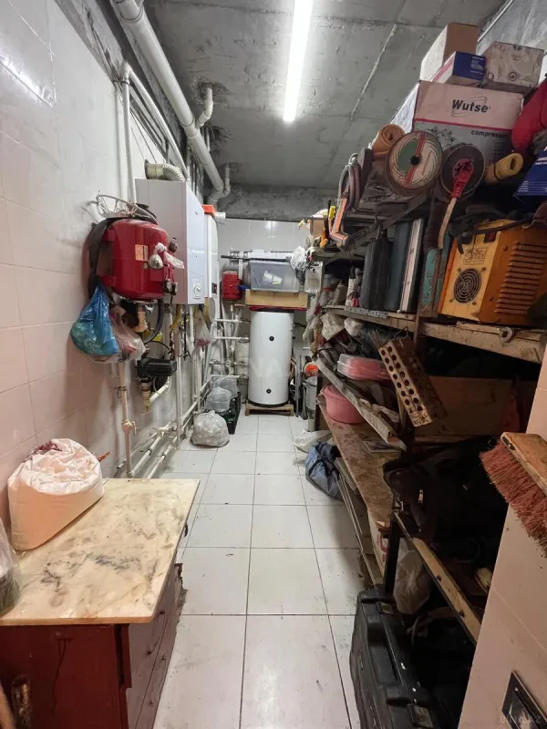 Satılır 7 otaqlı həyət evi 500 m²