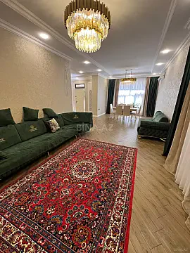 Satılır 7 otaqlı həyət evi 500 m² — Bakı, Bakıxanov 7 otaq 500.00 m²