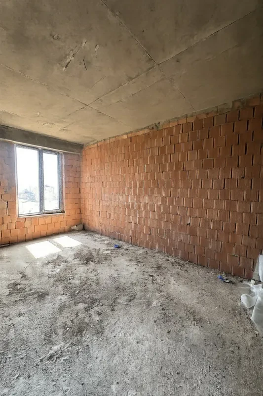 Satılır 3 otaqlı mənzil 190.5 m²