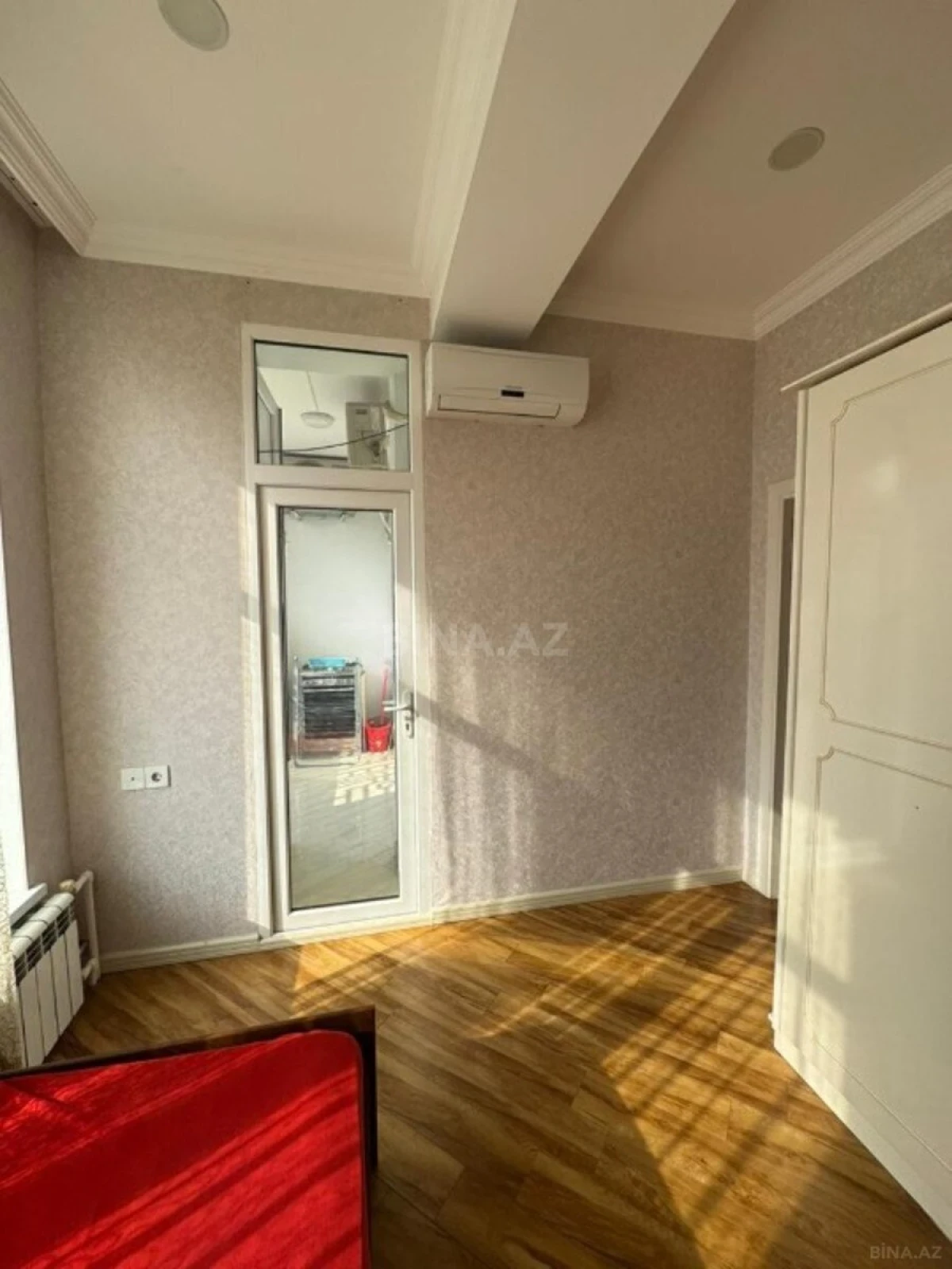 Kirayə verilir 3 otaqlı mənzil 90 m²