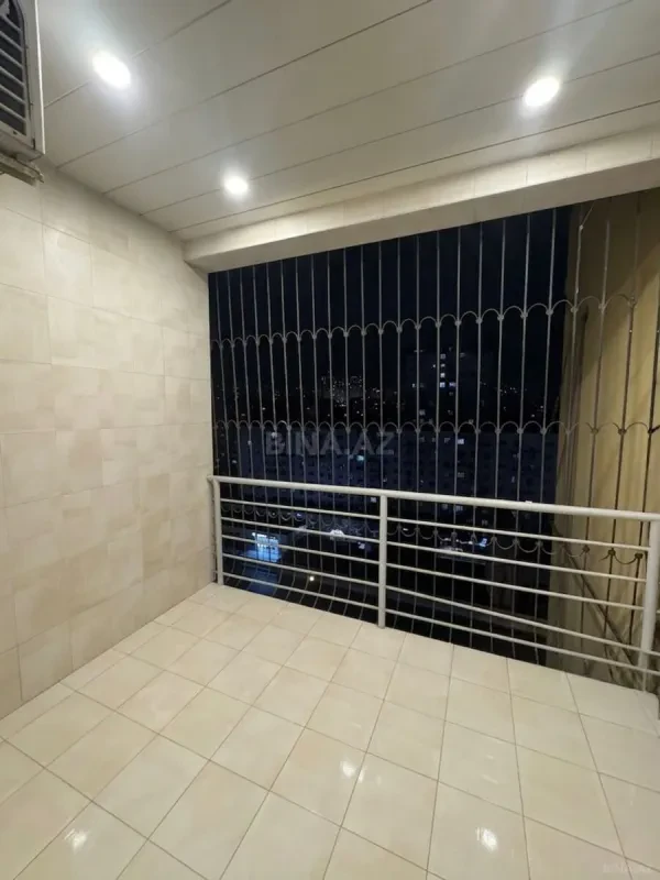 Satılır 3 otaqlı mənzil 148 m²