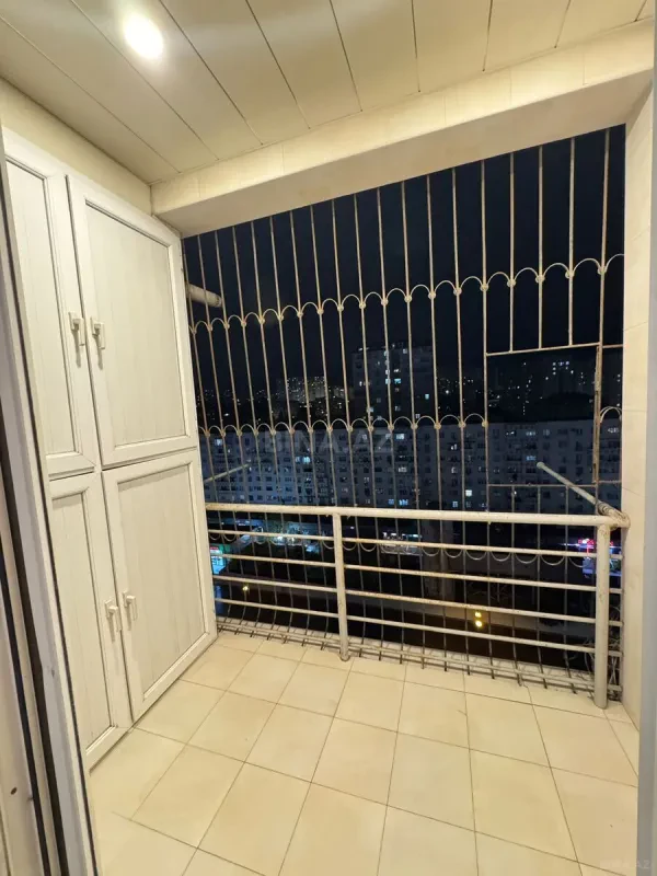 Satılır 3 otaqlı mənzil 148 m²