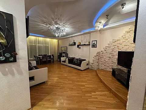 Satılır 3 otaqlı mənzil 148 m² — Bakı, Həzi Aslanov qəs. 3 otaq 148.00 m²