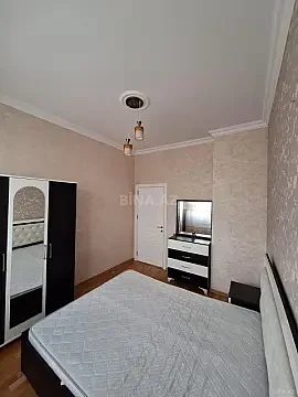 Kirayə verilir 2 otaqlı mənzil 65 m²