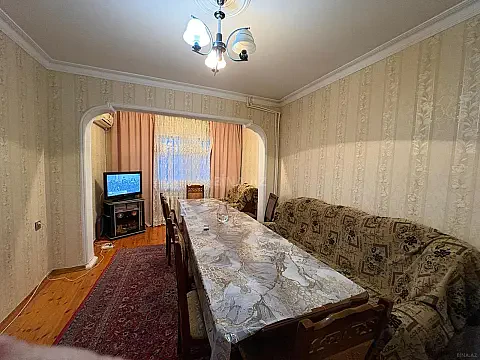 Satılır 2 otaqlı mənzil 66 m²