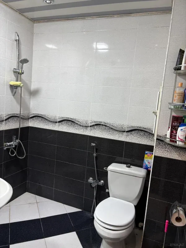 Satılır 2 otaqlı mənzil 66 m²