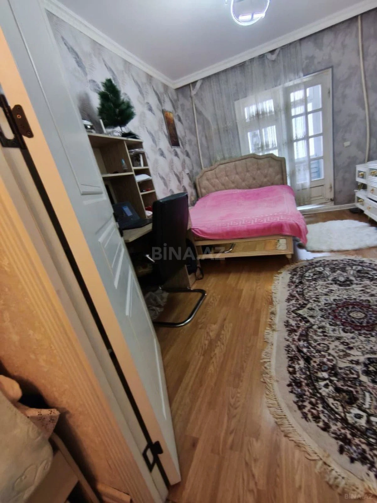 Satılır 2 otaqlı mənzil 65 m²