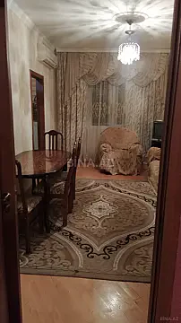 Kirayə verilir 2 otaqlı mənzil 45 m²