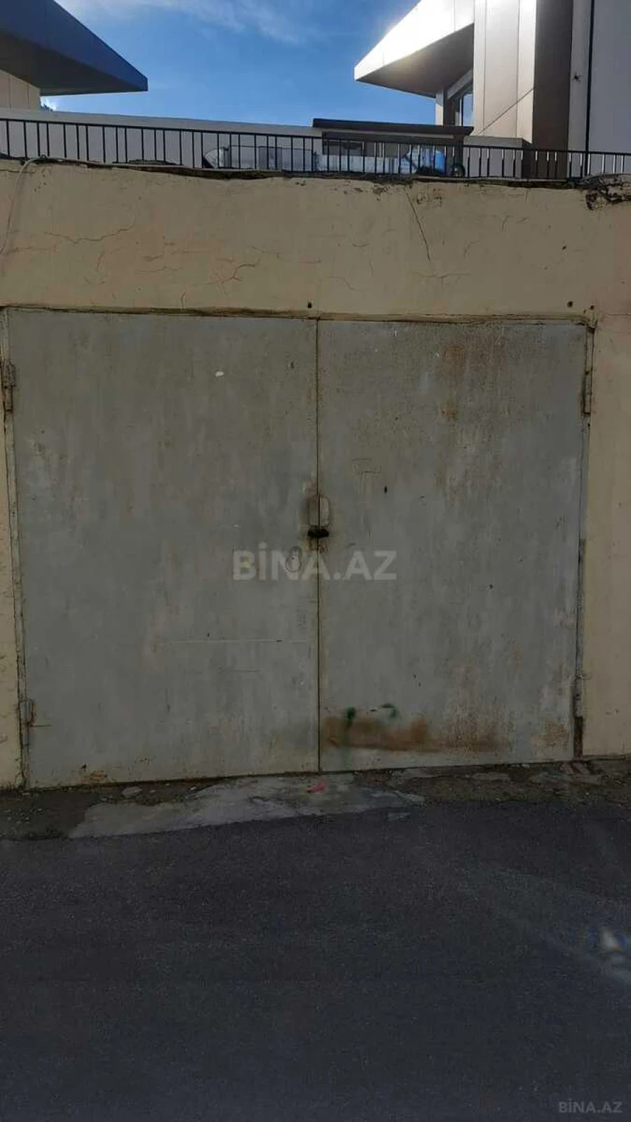 Satılır 2 otaqlı mənzil 76 m²