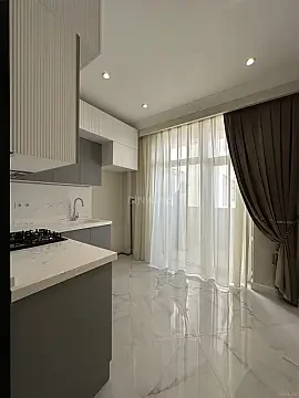 Satılır 2 otaqlı mənzil 77 m²