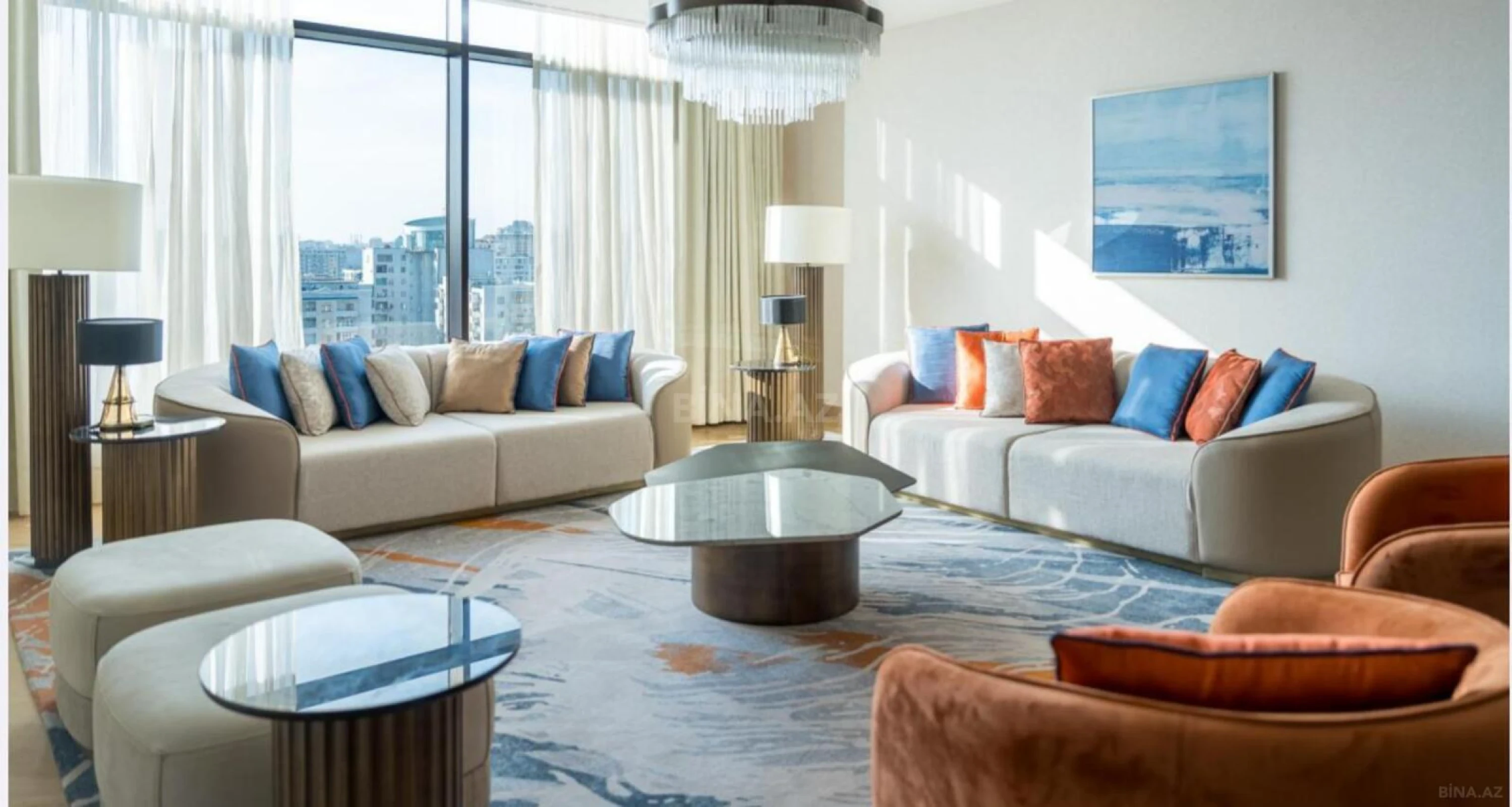 Kirayə verilir 3 otaqlı mənzil 165 m²