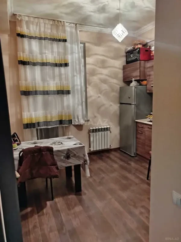 Satılır 3 otaqlı mənzil 77 m²