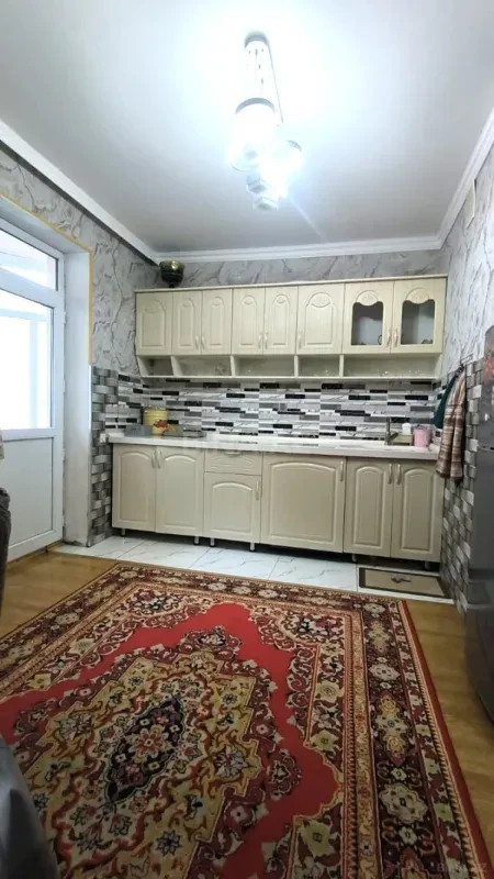Satılır 2 otaqlı mənzil 88 m²