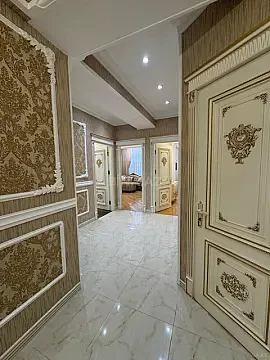 Satılır 4 otaqlı mənzil 170 m²