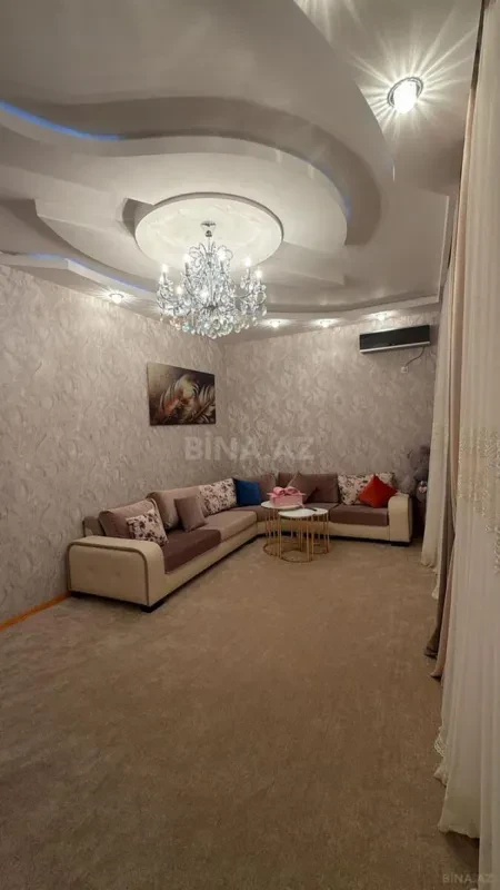 Satılır 7 otaqlı həyət evi 193 m²