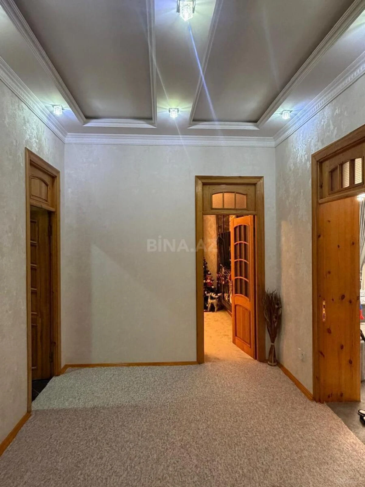 Satılır 7 otaqlı həyət evi 193 m²