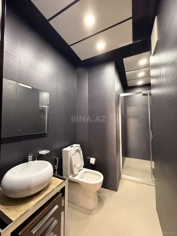 Satılır 4 otaqlı mənzil 170 m²