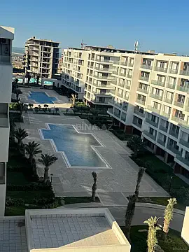 Satılır 1 otaqlı mənzil 57 m²