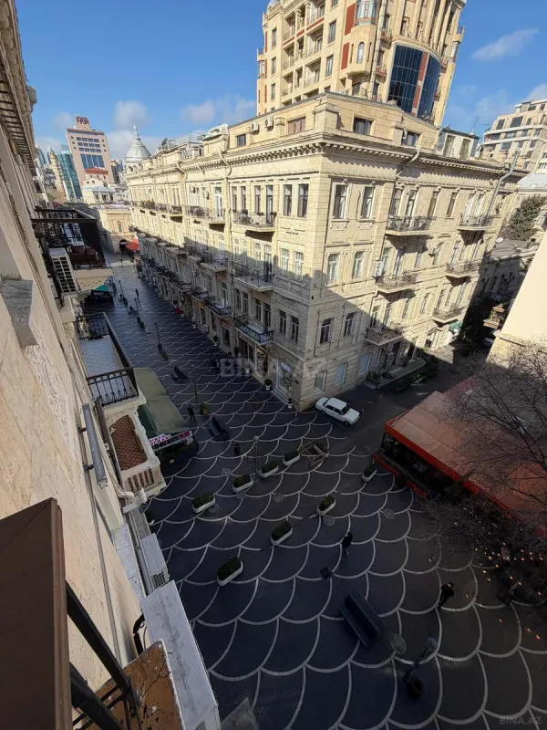 Satılır 2 otaqlı mənzil 45 m²